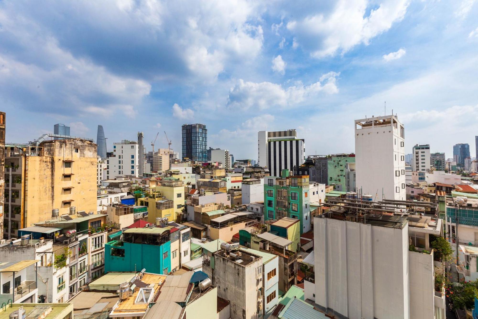 Apec Hotel Ho Chi Minh City Exterior photo