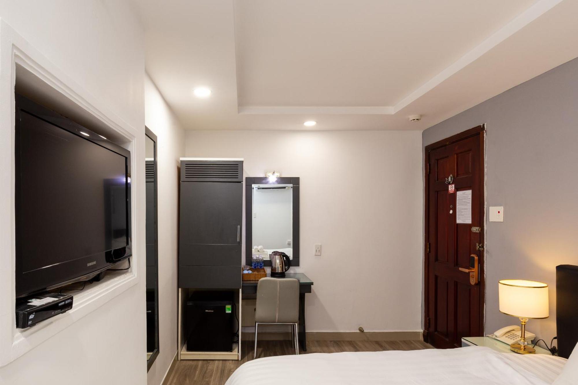Apec Hotel Ho Chi Minh City Exterior photo